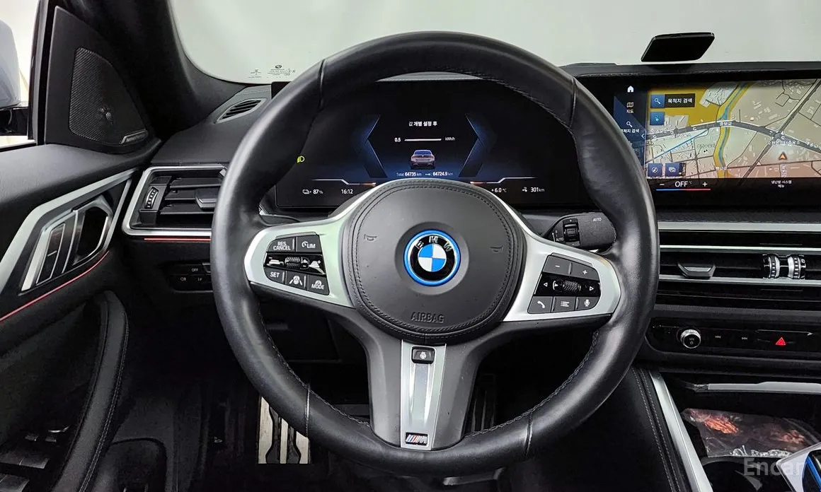 Фото 13 - BMW i4