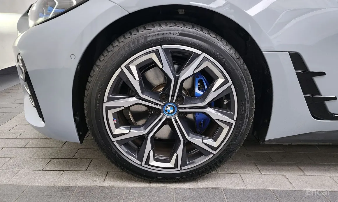 Фото 5 - BMW i4