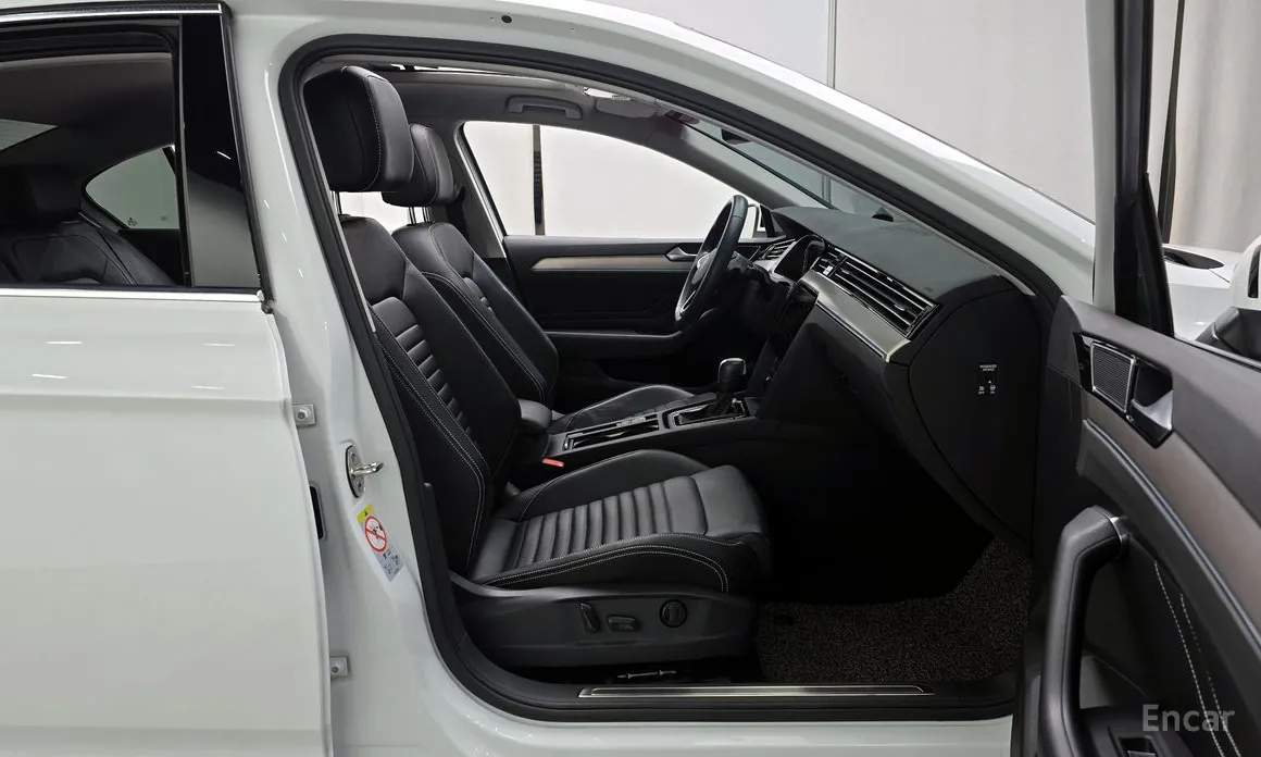 Фото 10 - Volkswagen Passat