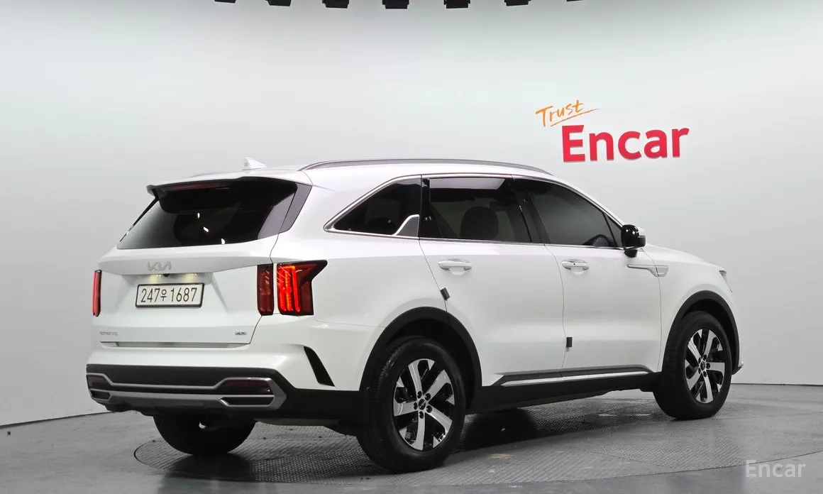 Фото 2 - Kia Sorento