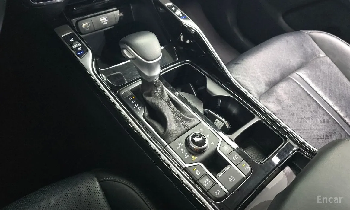 Фото 9 - Kia Sorento