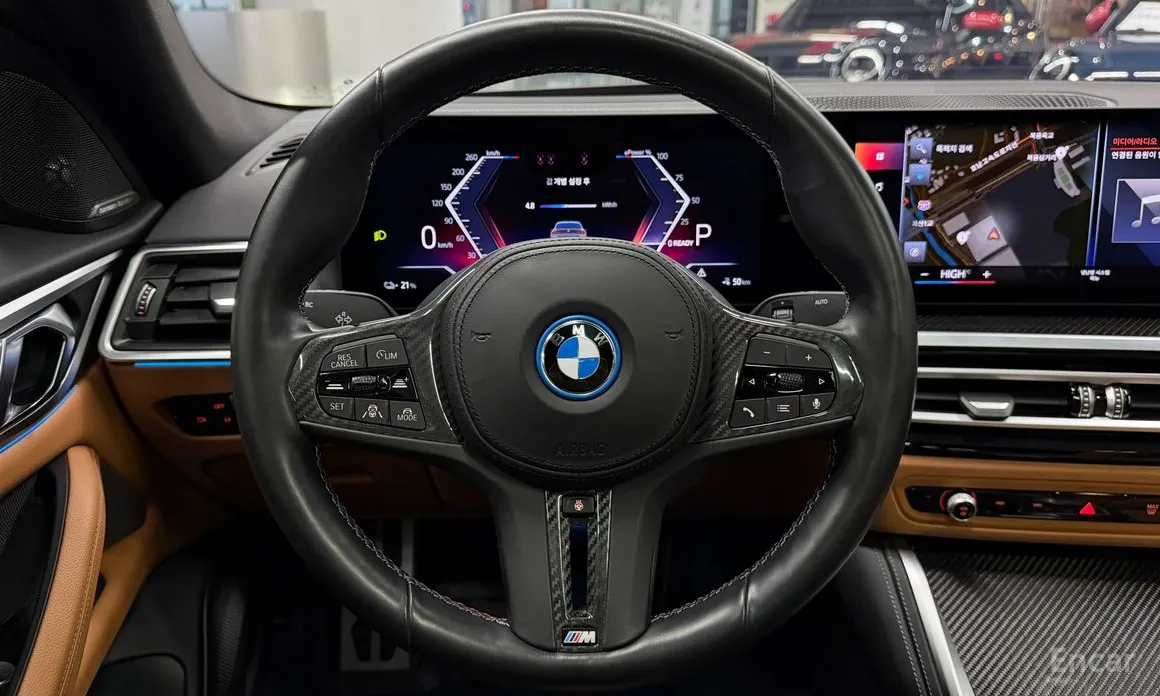 Фото 17 - BMW i4