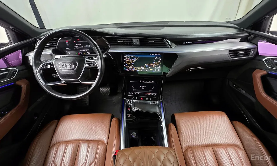 Фото 7 - Audi e-tron