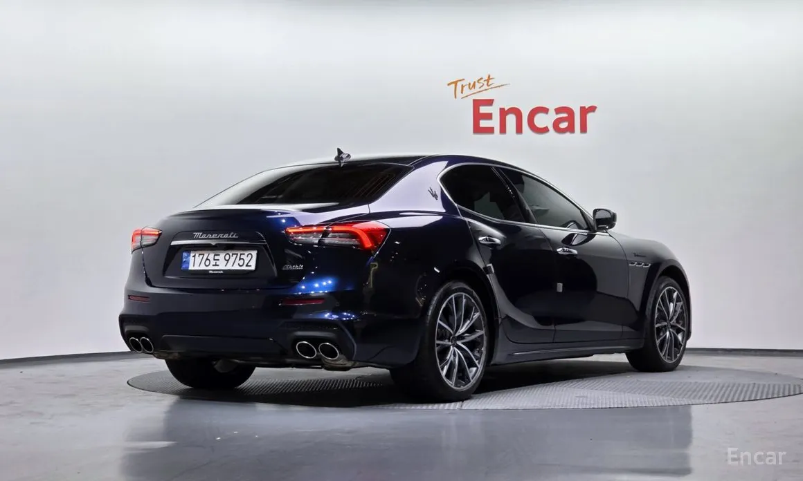 2013 Maserati Ghibli