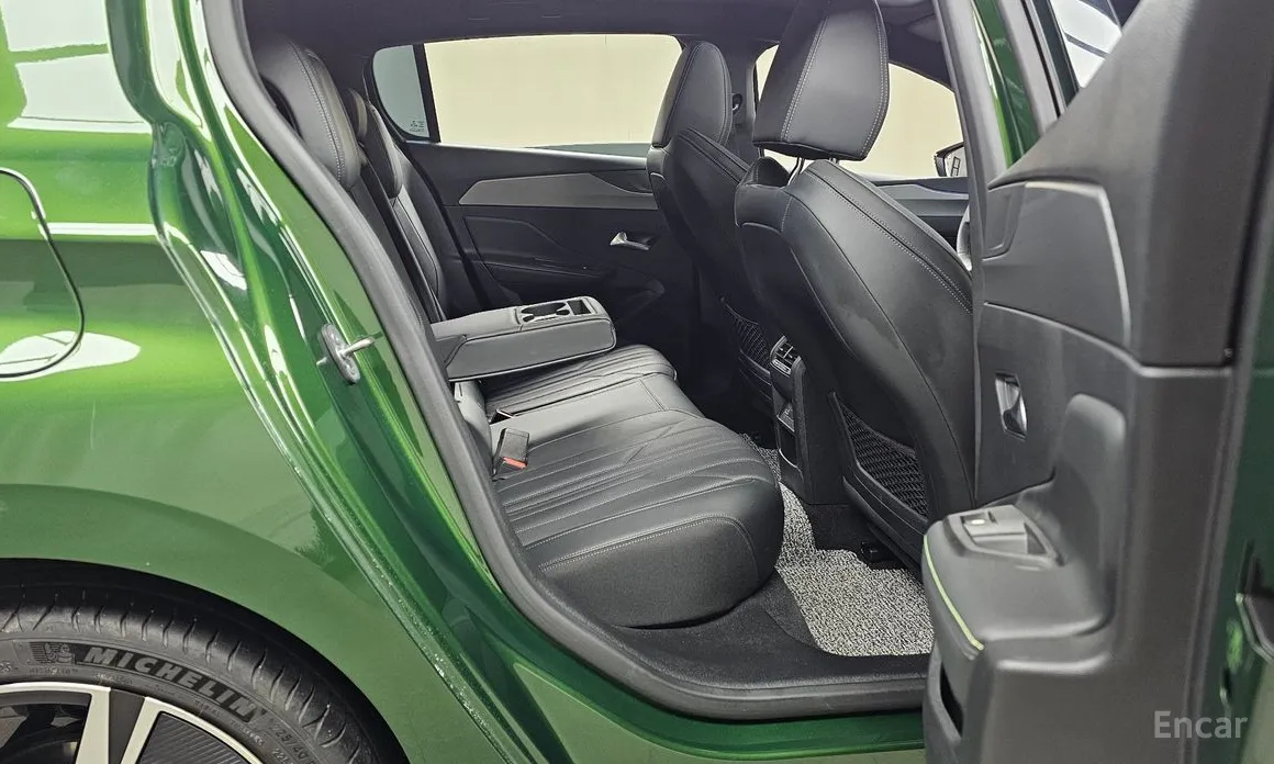 Фото 12 - Peugeot 308