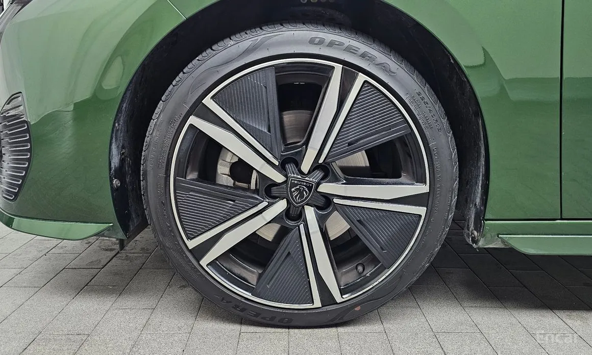 Фото 5 - Peugeot 308