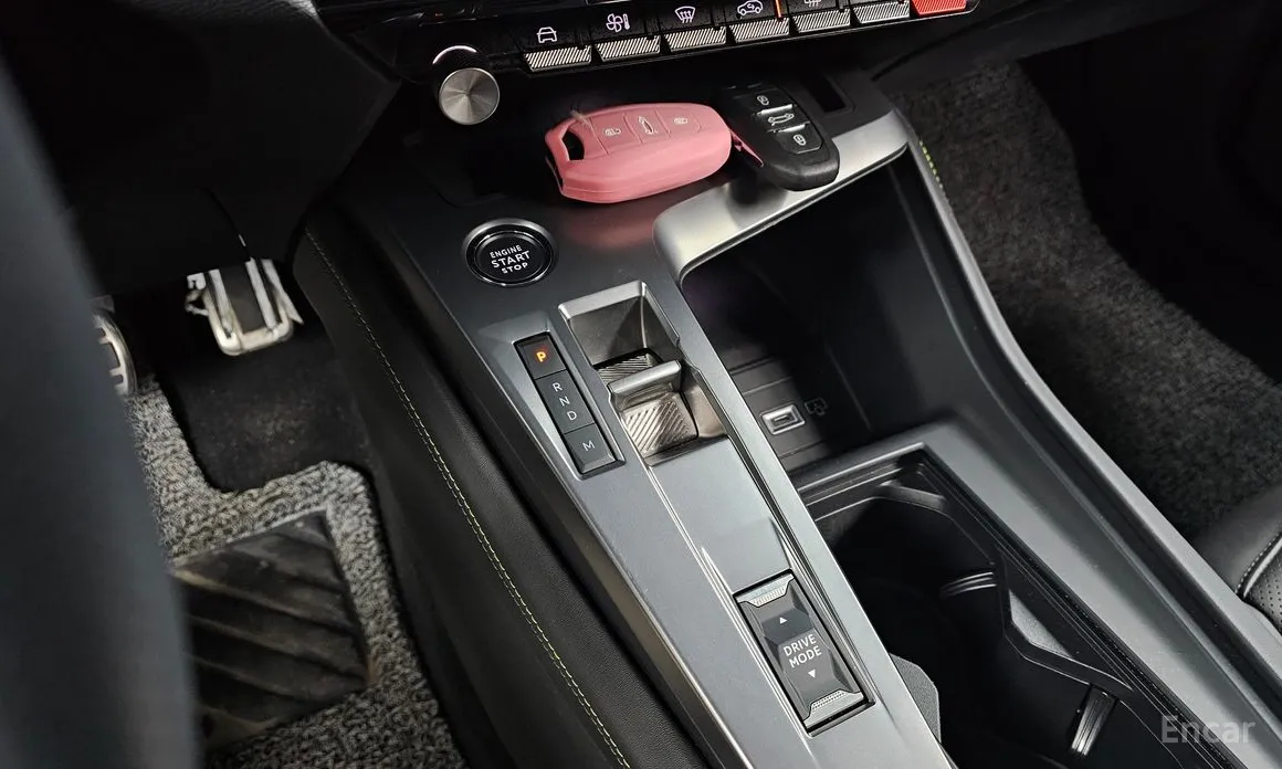 Фото 9 - Peugeot 308