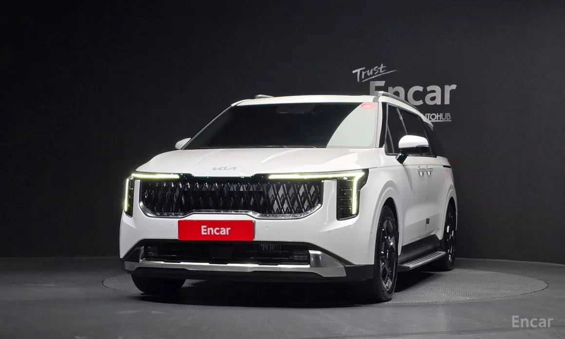 Фото 3 - Kia Carnival