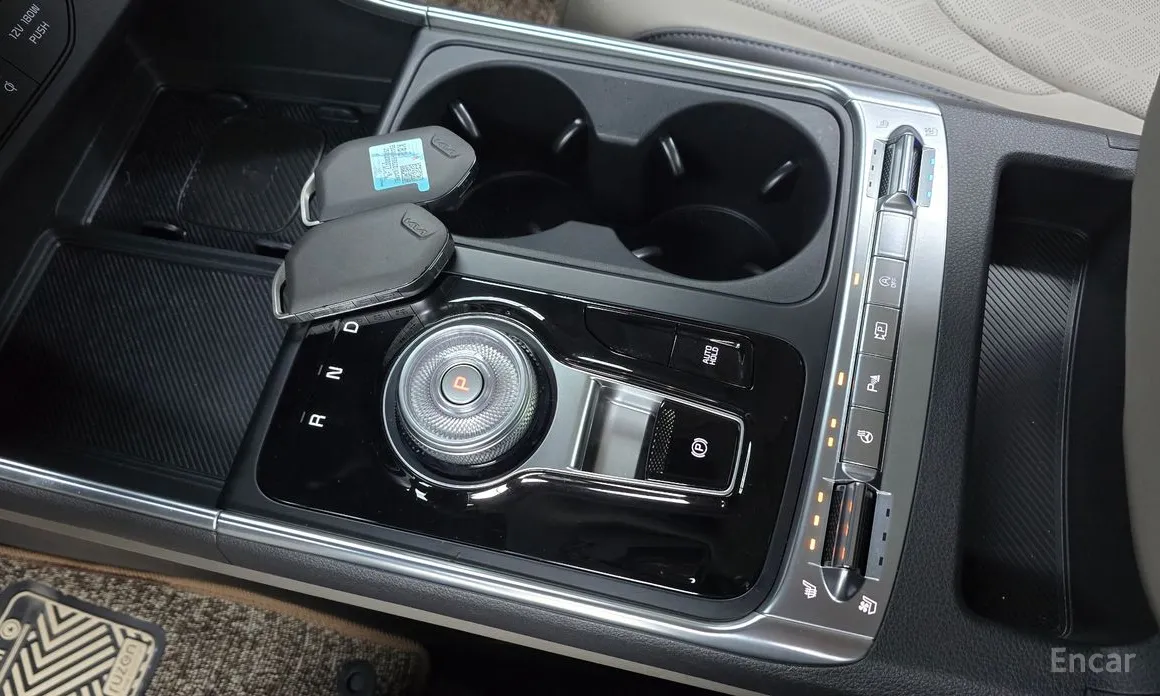 Фото 9 - Kia Carnival