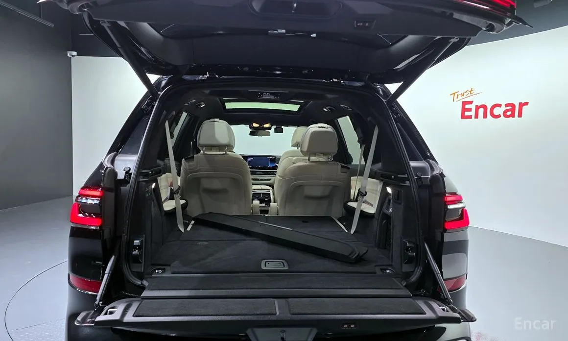 Фото 20 - BMW X7