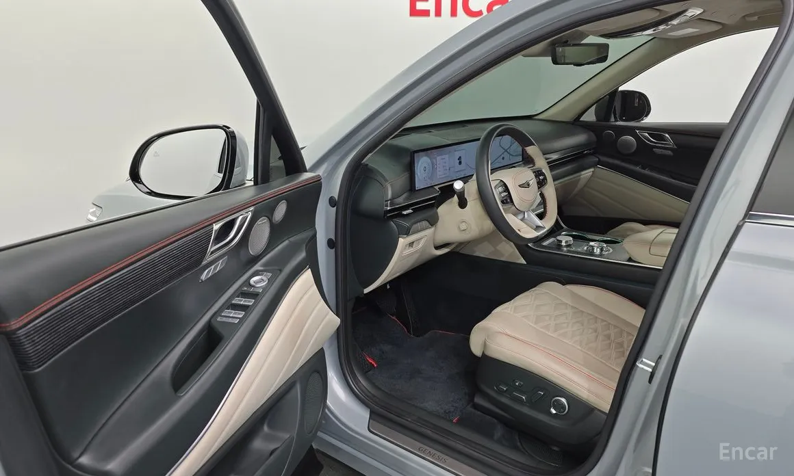 Фото 10 - Genesis GV80