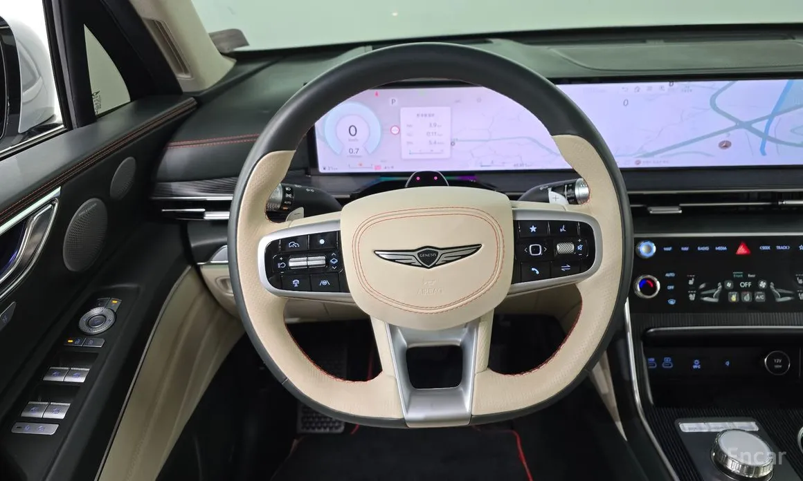 Фото 13 - Genesis GV80