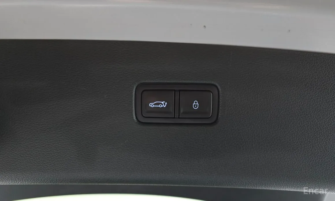 Фото 20 - Genesis GV80