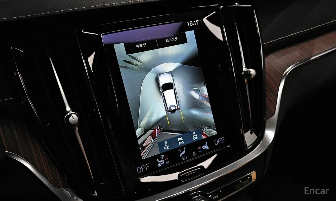 Фото 16 - Volvo V60