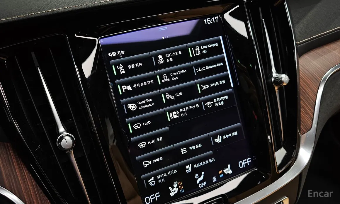 Фото 17 - Volvo V60