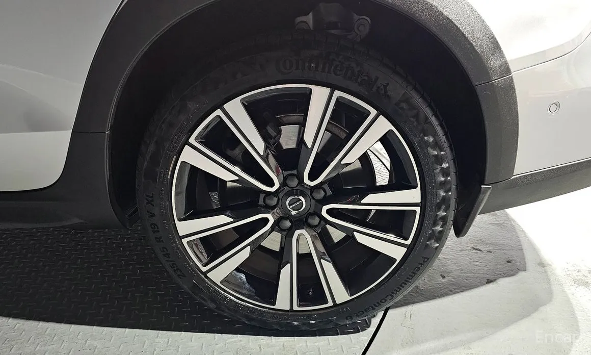 Фото 5 - Volvo V60