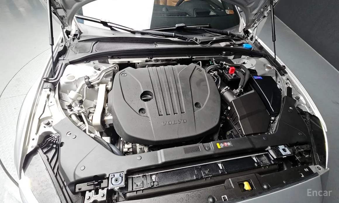 Фото 6 - Volvo V60