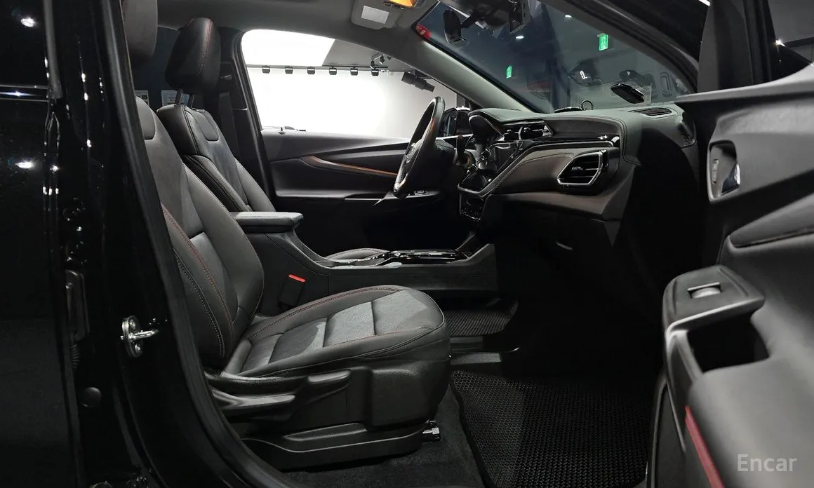 Фото 11 - Chevrolet Bolt EUV