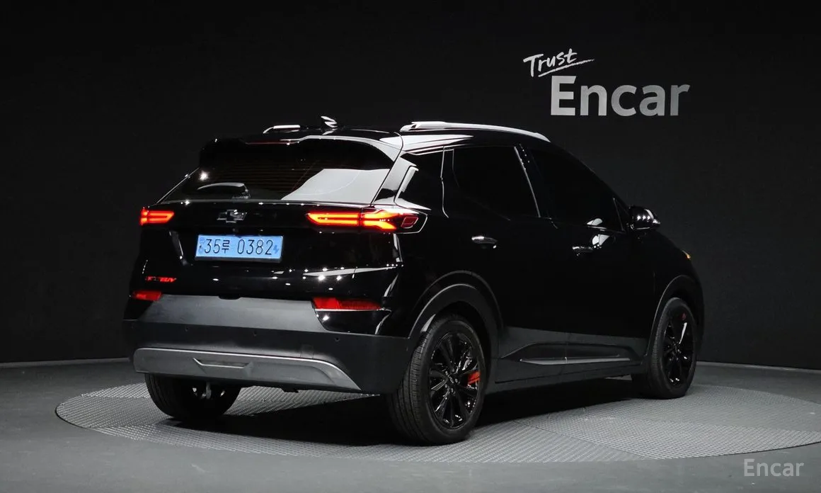 Фото 2 - Chevrolet Bolt EUV