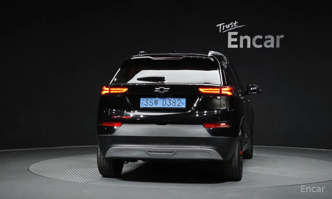 Фото 4 - Chevrolet Bolt EUV