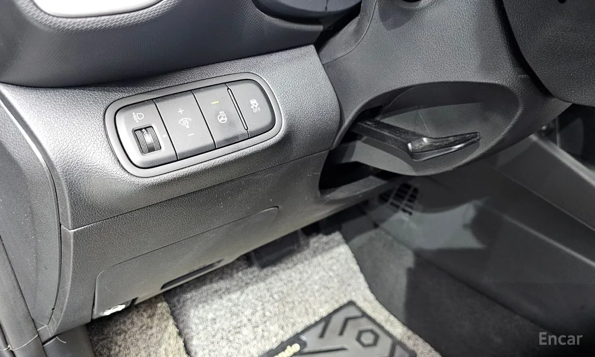 Фото 13 - Hyundai Venue