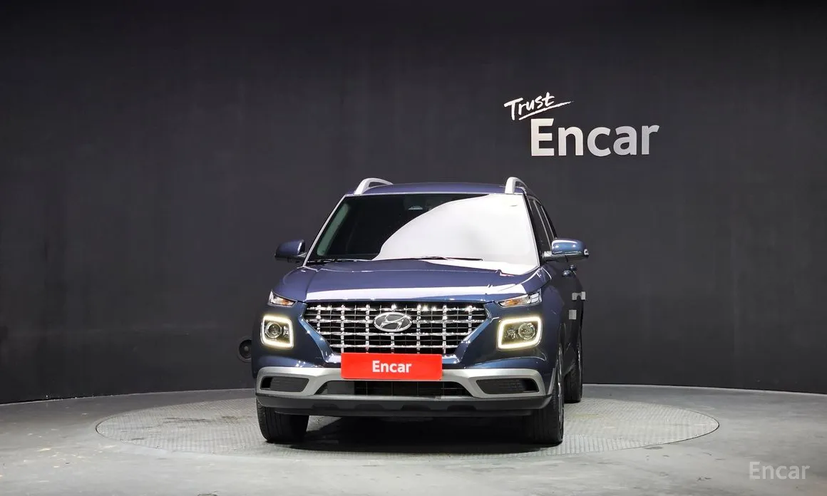 Фото 3 - Hyundai Venue