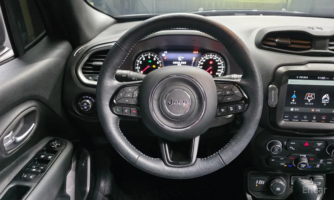 Фото 13 - Jeep Renegade