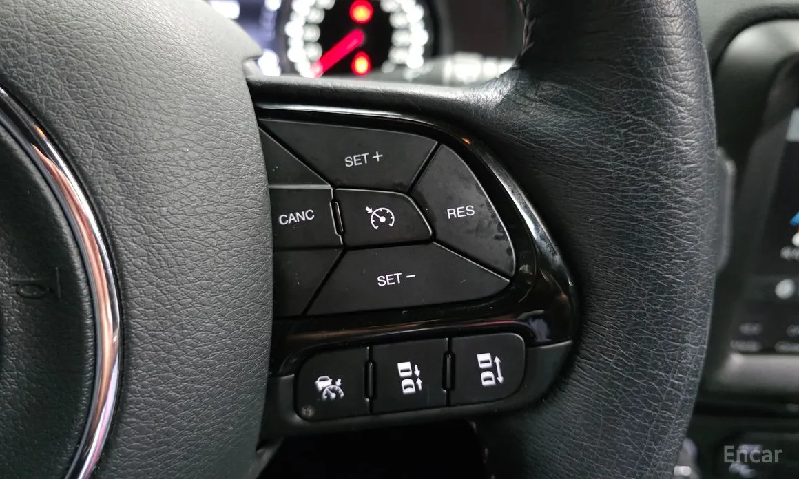 Фото 17 - Jeep Renegade