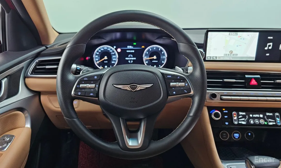 Фото 13 - Genesis G70