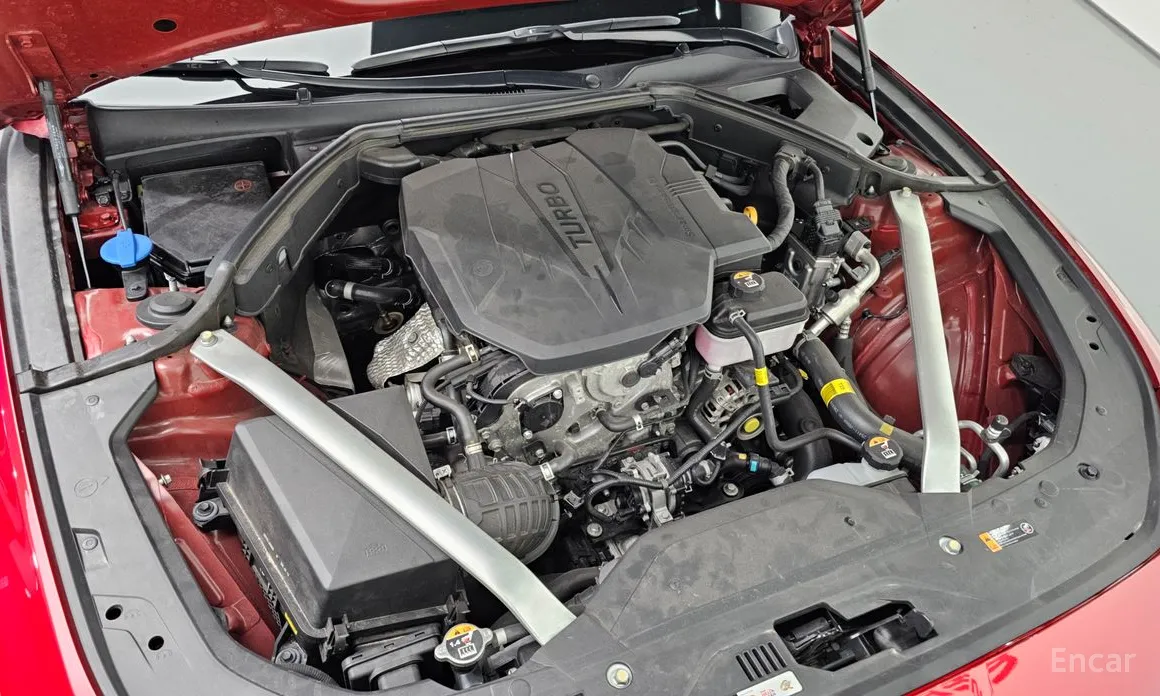 Фото 6 - Genesis G70