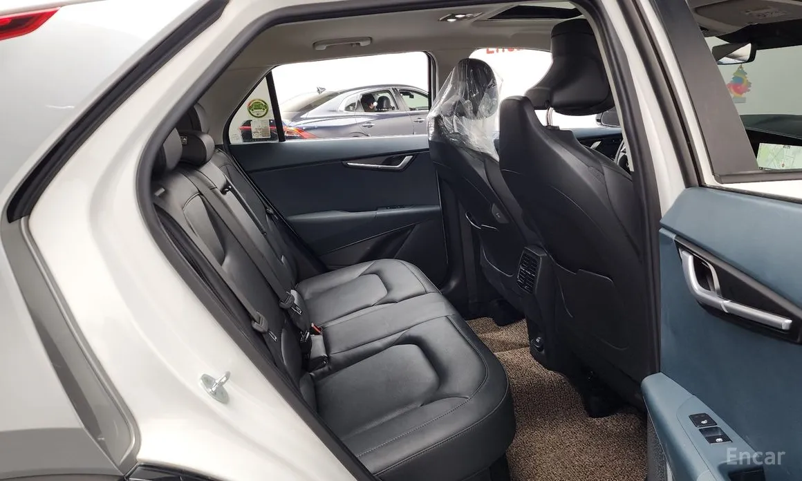 Фото 12 - Kia Niro