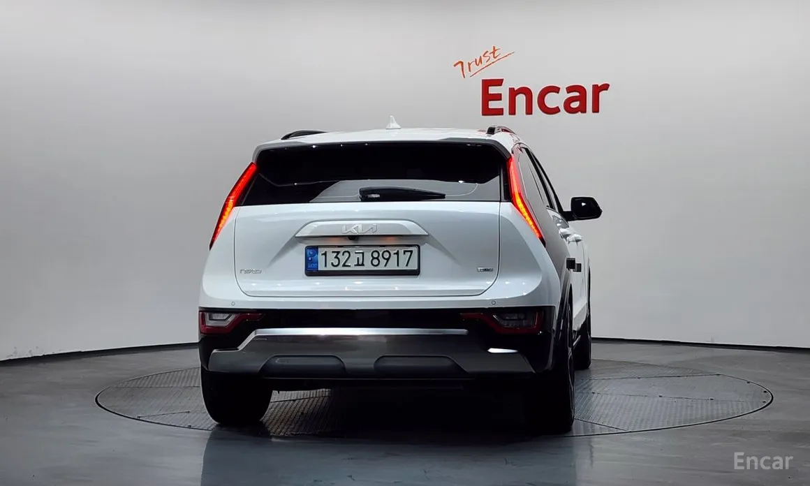 Фото 4 - Kia Niro