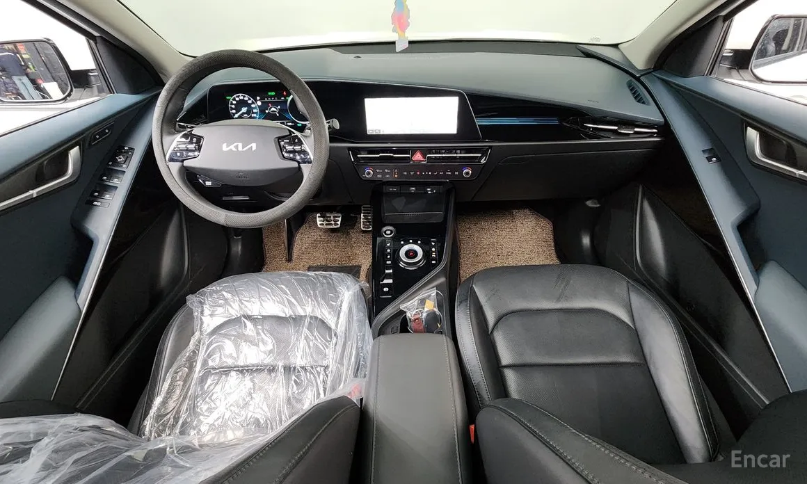 Фото 7 - Kia Niro