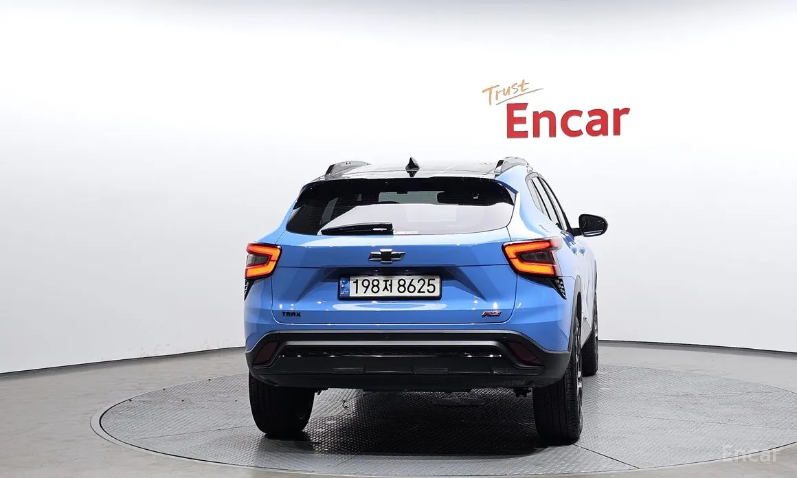 Фото 4 - Chevrolet Trax