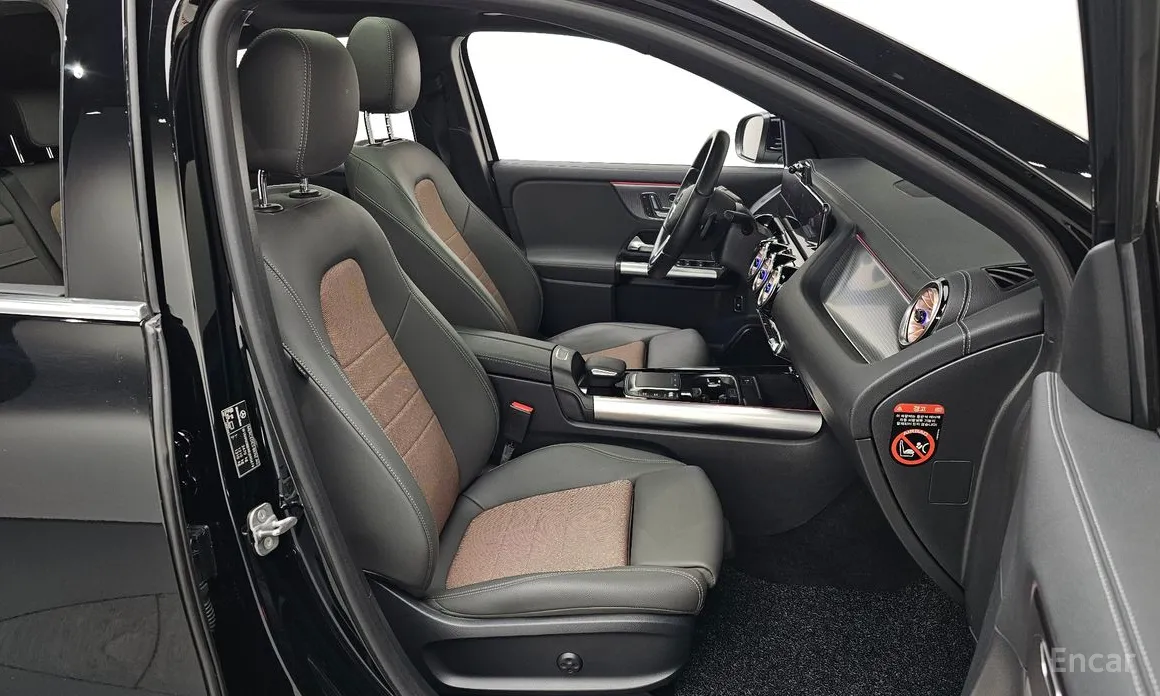 Фото 11 - Mercedes-Benz EQA