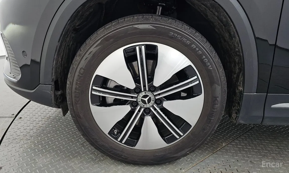 Фото 5 - Mercedes-Benz EQA