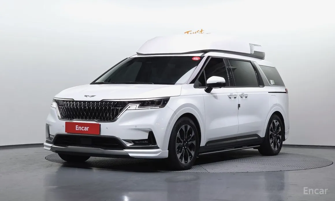 Фото 1 - Kia Carnival