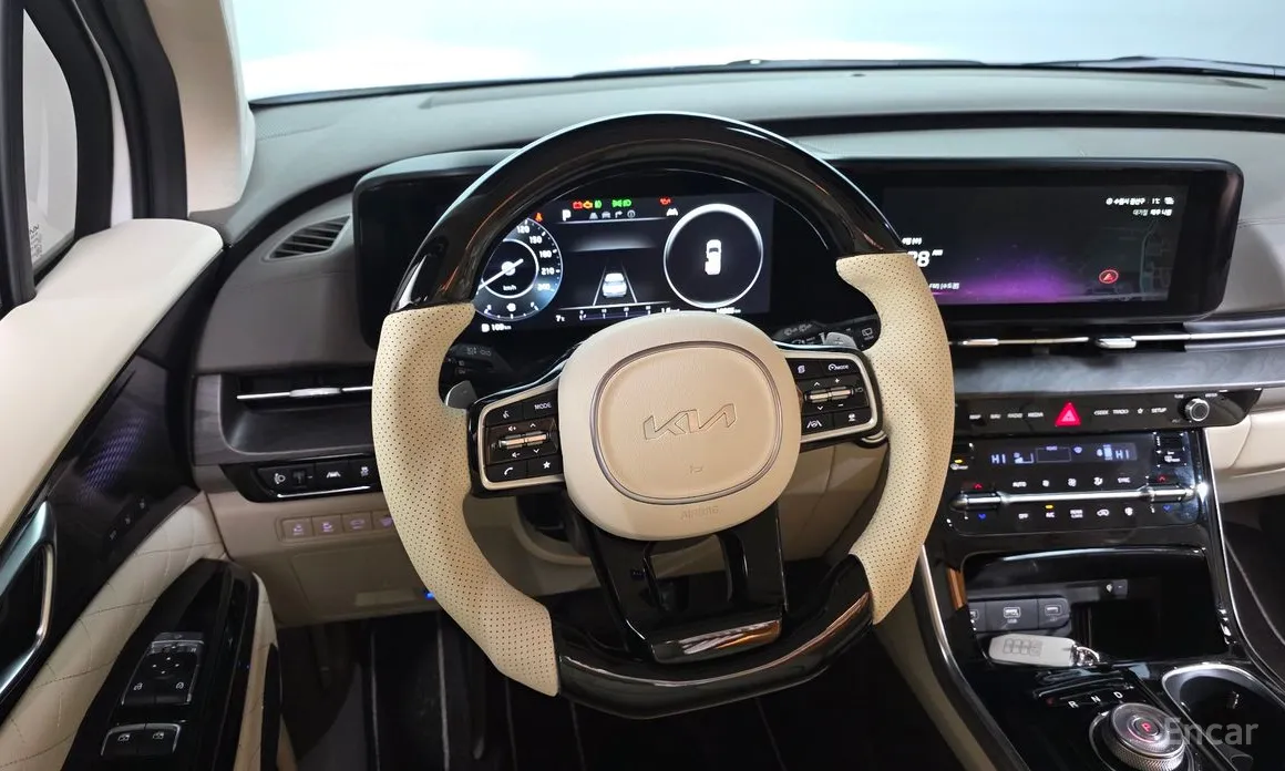 Фото 13 - Kia Carnival