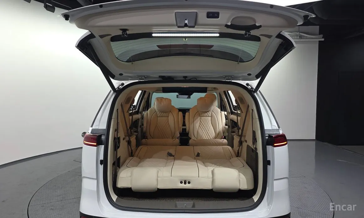 Фото 20 - Kia Carnival