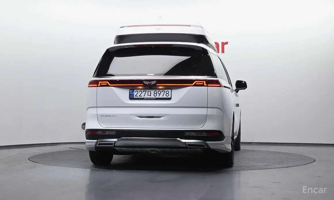 Фото 4 - Kia Carnival