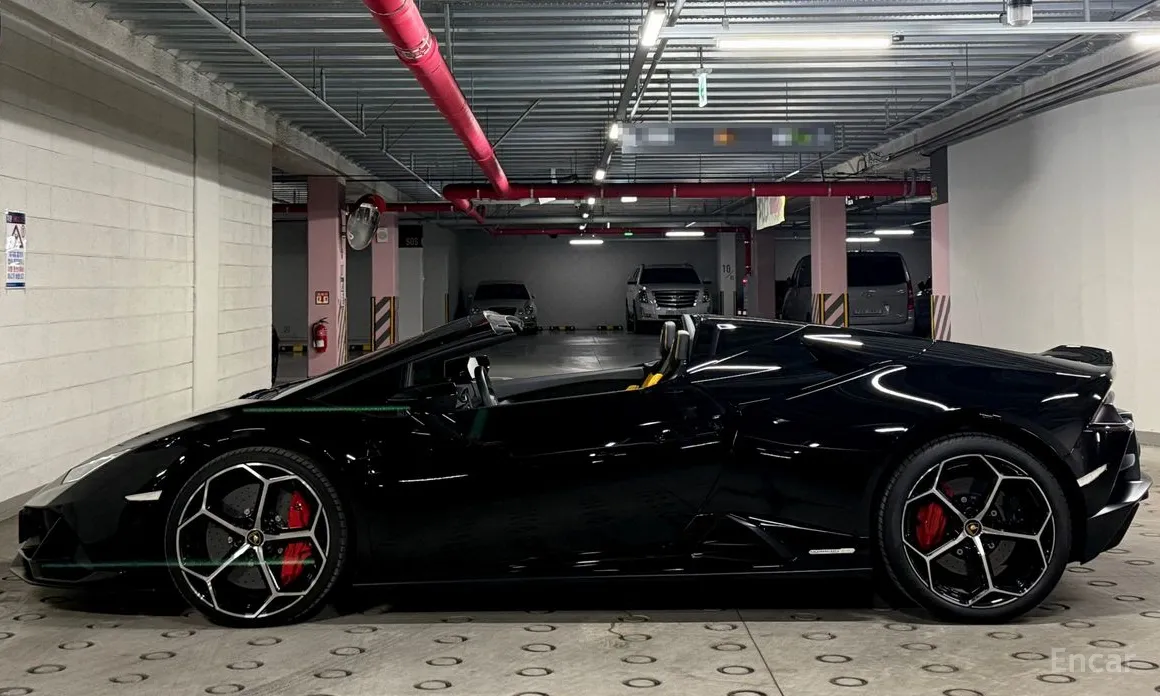 Фото 4 - Lamborghini Huracan