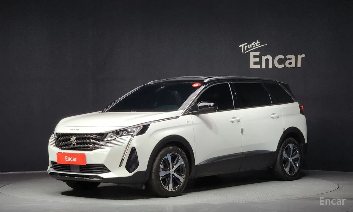 Фото 1 - Peugeot 5008