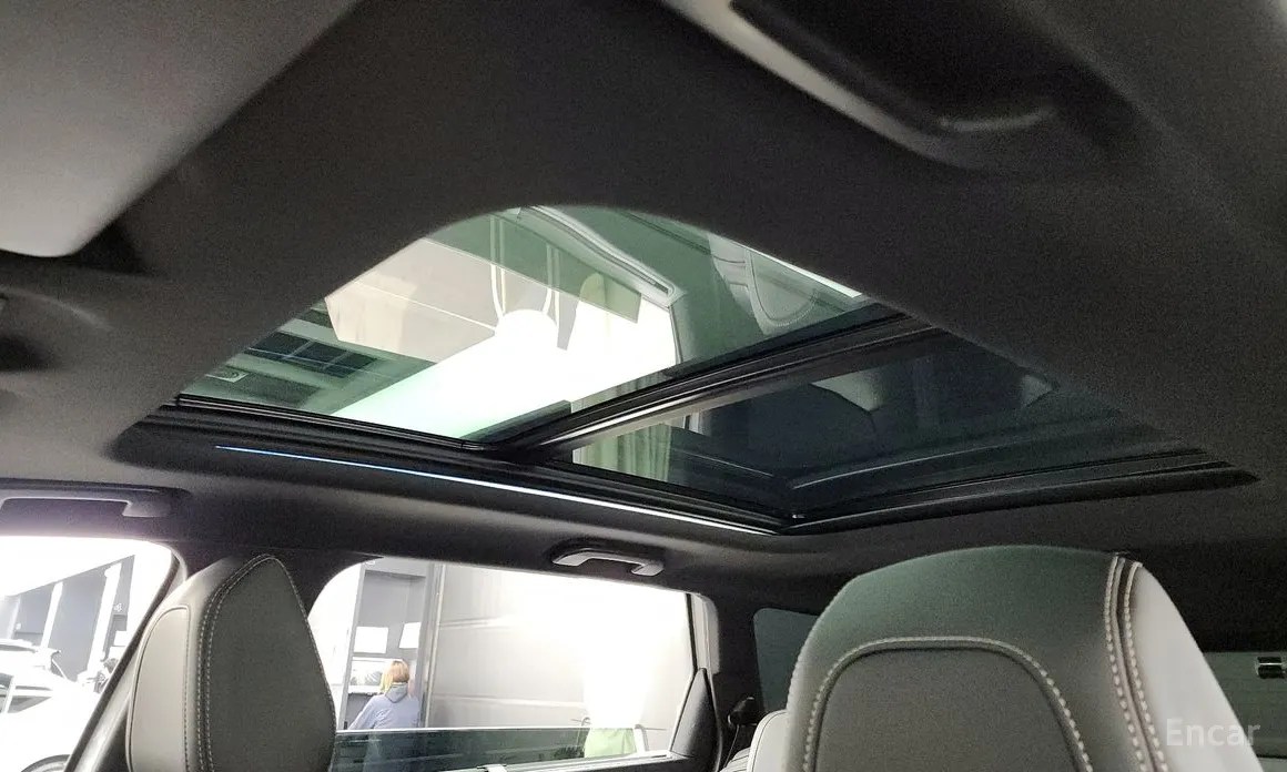 Фото 18 - Peugeot 5008