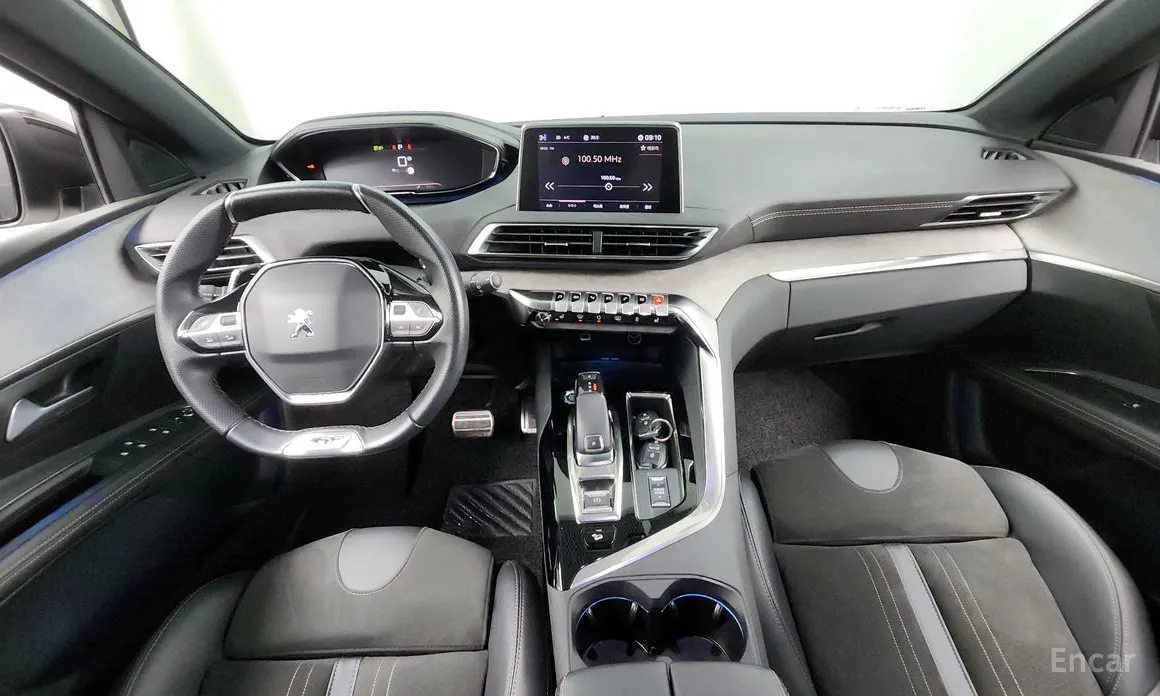 Фото 7 - Peugeot 5008