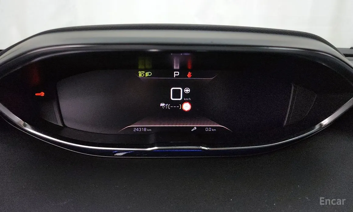 Фото 8 - Peugeot 5008