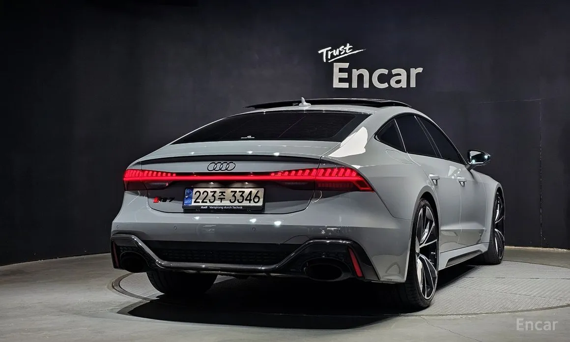 Фото 2 - Audi RS 7