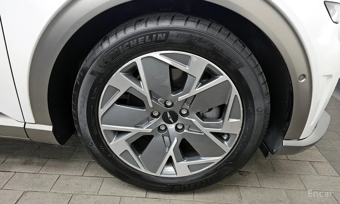 Фото 5 - Genesis GV60