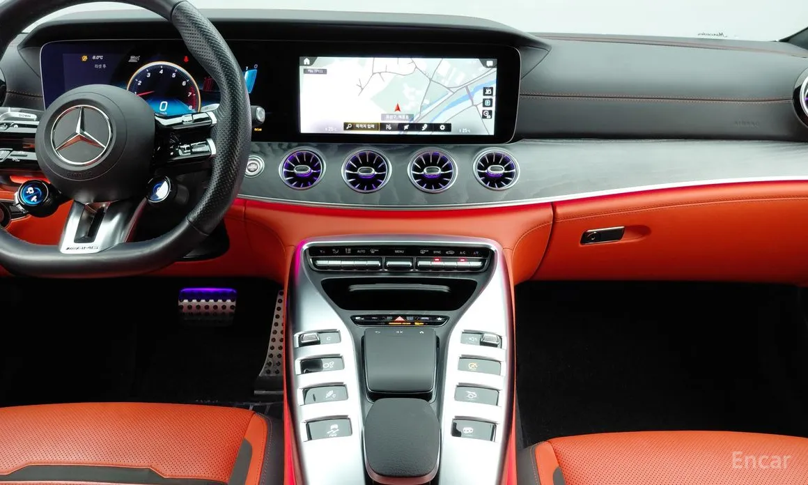 Фото 11 - Mercedes-Benz AMG GT