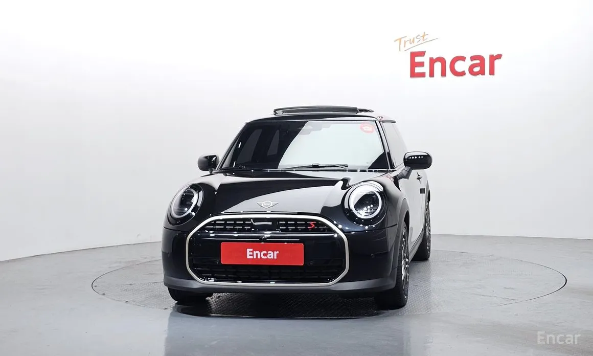 Фото 3 - Mini Cooper