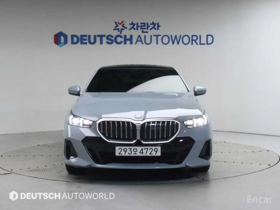 Фото 3 - BMW 5 Series